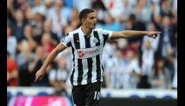Newcastle manager Pardew disappointed with Ben Arfa’s fitness