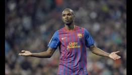 Abidal makes long-awaited Barcelona comeback