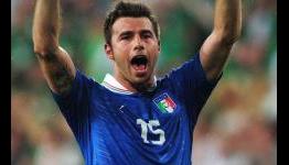 Barzagli claims Balotelli is better than Neymar