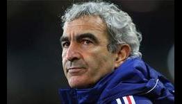 Benzema is useless, says Domenec