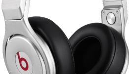 Survey: Teens Love iPhones, Beats by Dr. Dre Headphones