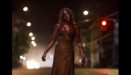 New Images Of Chloe Moretz & Julianne Moore In ‘Carrie’