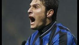 Javier Zanetti Terrible Injury – Palermo vs Inter Milan