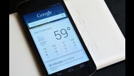 Google Now launches on iOS