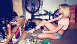 Experiences of a girl gamer.