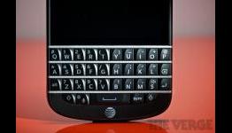 TheVerge – BlackBerry Q10 review: revenge of the keyboard