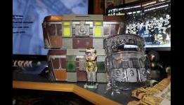 Borderlands 2 Swag-Filled Limited Edition Diamond Plate Loot Chest Unboxing