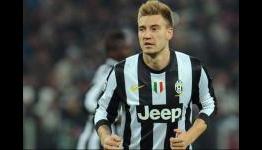 Bendtner set for Arsenal exit