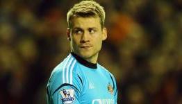 Liverpool in talks over £9m deal for Simon Mignolet of Sunderland