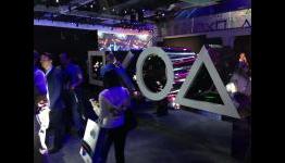 Checking Out Sony’s E3 2013 Booth | Geek Revolt