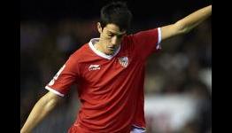 Liverpool complete signing of Luis Alberto from Sevilla