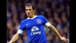 Baines looking forward to working under Martinez at Everton
