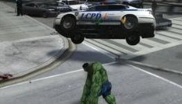 Hulk Smashes Everything In This Intense Grand Theft Auto IV Mod
