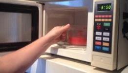 Developer Hacks His Microwave Into The Microwave Of The Future