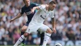 Clint Dempsey transfer listed by Spurs