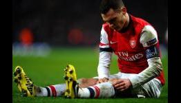 Thomas Vermaelen will keep Arsenal captaincy – despite missing start of the season with injury