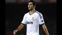 Napoli snap up Albiol