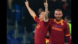 Totti urges Chelsea target De Rossi to stay at Roma