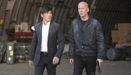 Red 2 Review | Clickonline
