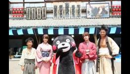 Kumamon, the Kumamoto prefecture’s official mascot, visits location shoot for ‘Rurouni Kenshin’
