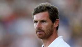 Andre Villas-Boas keeping Jermain Defoe and Gylfi Sigurdsson at Spurs