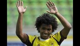 Chelsea confirm Willian agreement