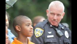Boy whose lemonade stand was robbed honored
