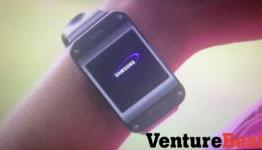 This is Samsung’s Galaxy Gear smartwatch: A blocky health tracker with a camera