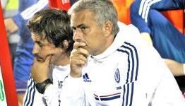 Chelsea boss Jose Mourinho hits out at Tottenham manager Andre Villas-Boas
