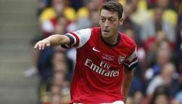 Per Mertesacker: Mesut Ozil flourishing at Arsenal because he is settled in London