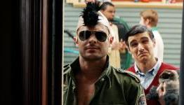 Neighbors Starring Seth Rogen & Zac Efron Gets Green-Band Trailer