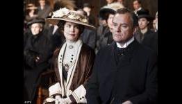 Downton Abbey: Renewed for Season 5