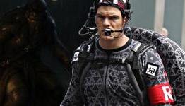 Alan Ritchson on “Catching Fire,” “Ninja Turtles,” Fame and Privacy