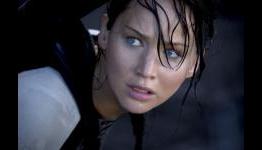 Review: The Hunger Games: Catching Fire [VersusTheScreen]