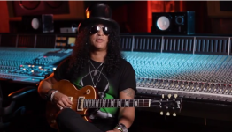 Slash Talks BandFuse: Rock Legends