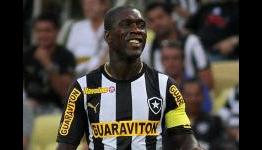 Seedorf retires to take Milan job