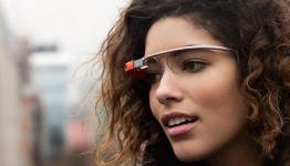 Rich people alert: Google Glass has games