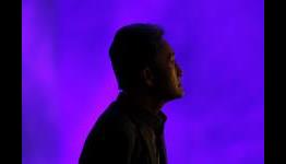 Sony Forecasts $1.1 Billion Loss as Hirai Sells PC Unit