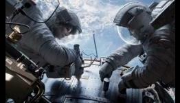 Gravity Review | Pause The Screen