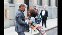 Annie Official Trailer Arrives