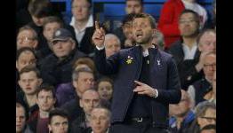 Hoddle: Sherwood should have kept complaints private