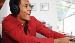 Hardware Review: PlayStation Gold Wireless Stereo Headset – Sound Buy – Push Square