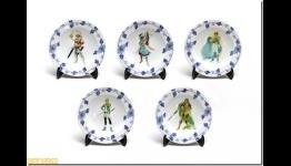 Watch SaGa Series Illustrator Tomomi Kobyashi Work Her Magic On Porcelain Plates