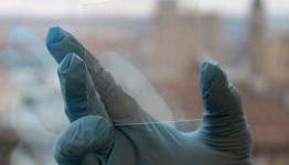 Scientists Create An Unbreakable Smartphone Screen