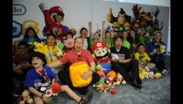 Miyamoto, Tezuka and Ishihara Give Children Design Advice During Mario Maker Preview