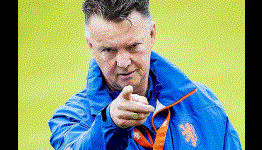 Louis Van Gaal joins USA’s Jürgen Klinsmann in FIFA criticism