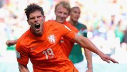 Klaas Jan Huntelaar to discuss Schalke future following Liverpool link