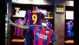 Luis Suarez Barcelona shirts go on sale despite him still being a Liverpool player