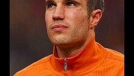 Van Persie May Miss Argentina Semi Final