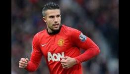 Van Persie will be next Manchester United captain – Bryan Robson
